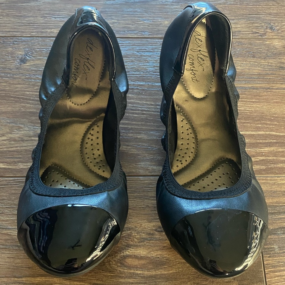 Dexflex black flats